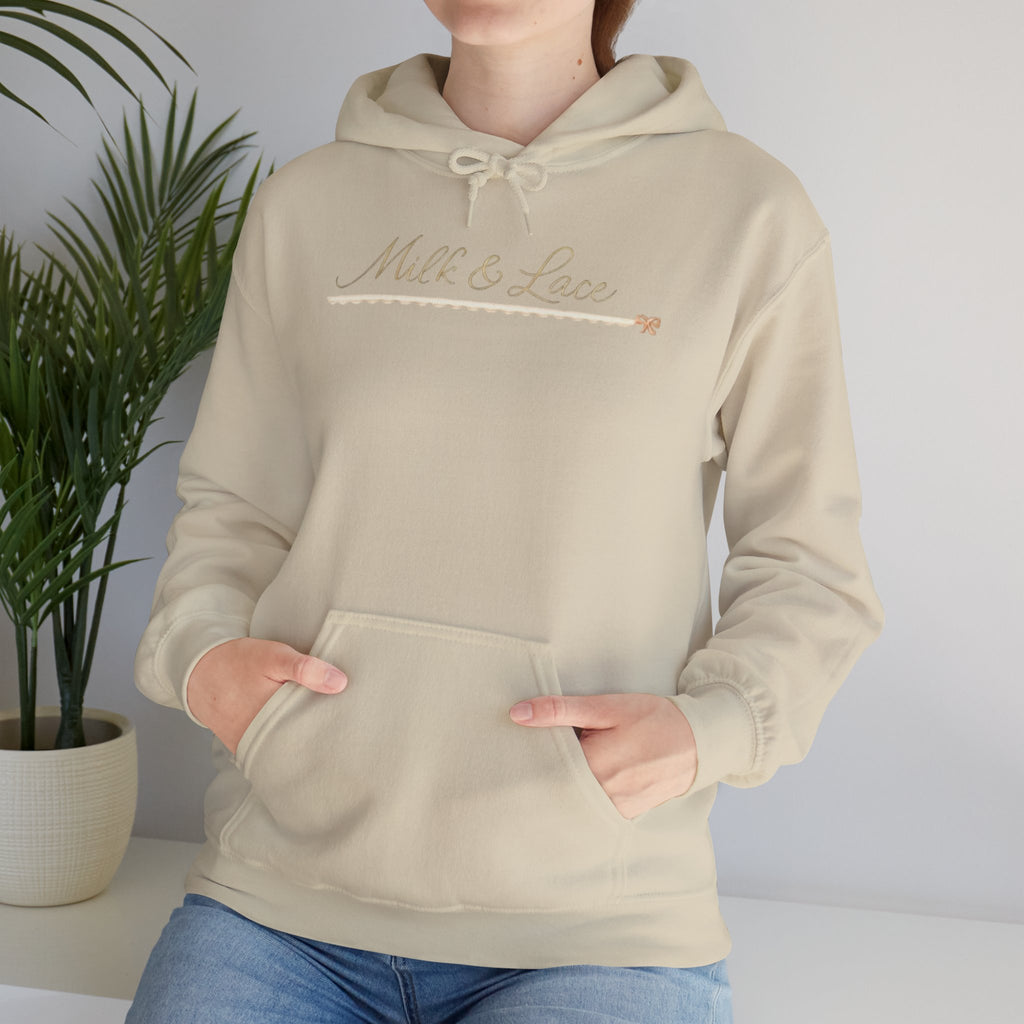 Minimal Elegant Hoodie — Casual Everyday Pullover