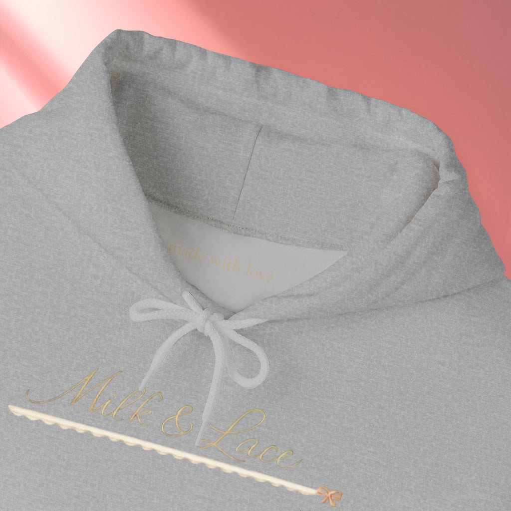 Minimal Elegant Hoodie — Casual Everyday Pullover