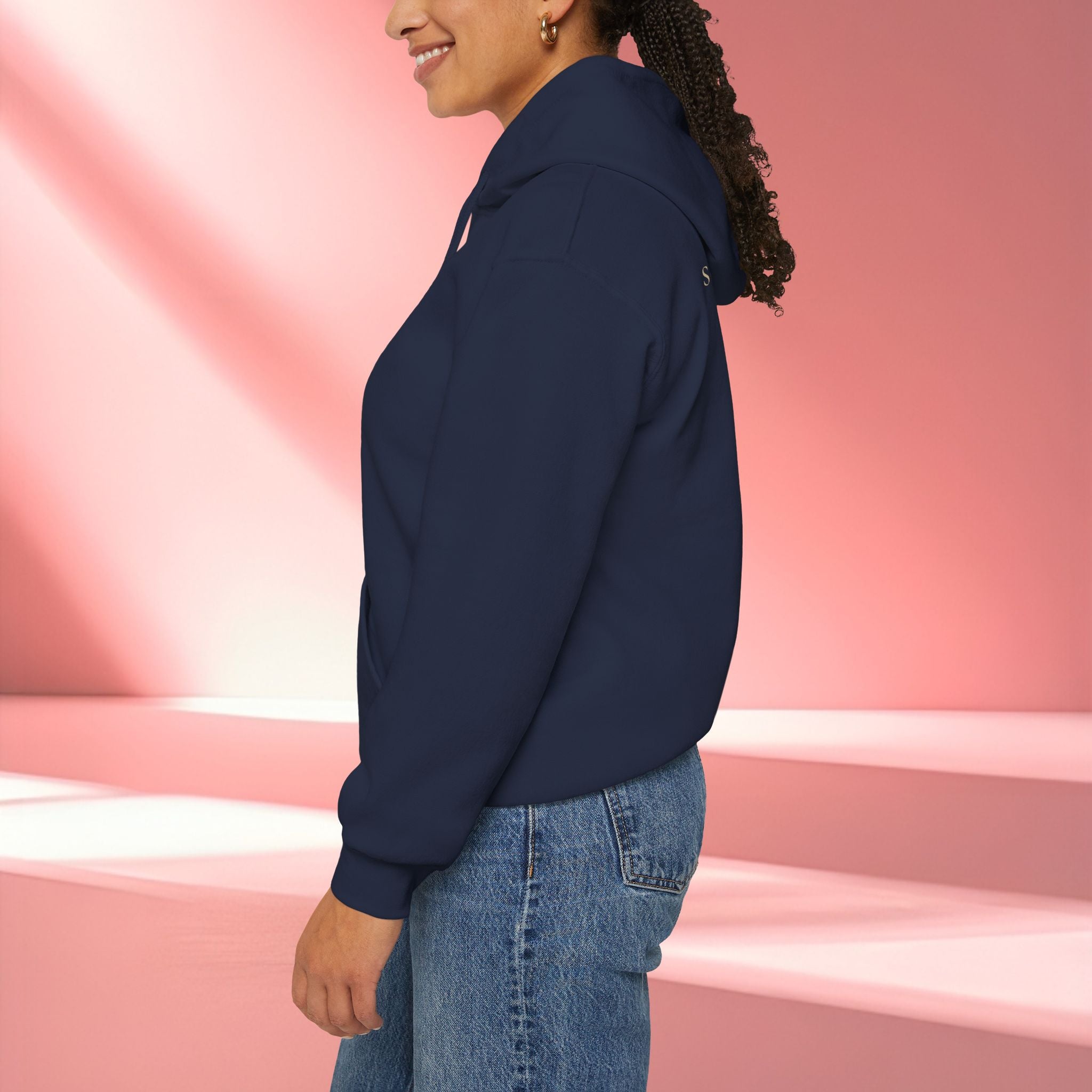 Minimal Elegant Hoodie — Casual Everyday Pullover