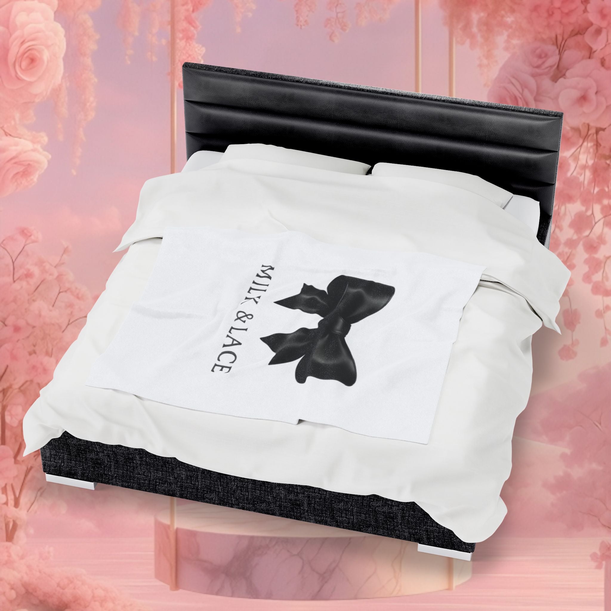 Velveteen Plush Blanket — Luxury Soft Feminine Throw