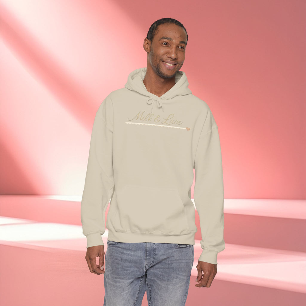 Minimal Elegant Hoodie — Casual Everyday Pullover