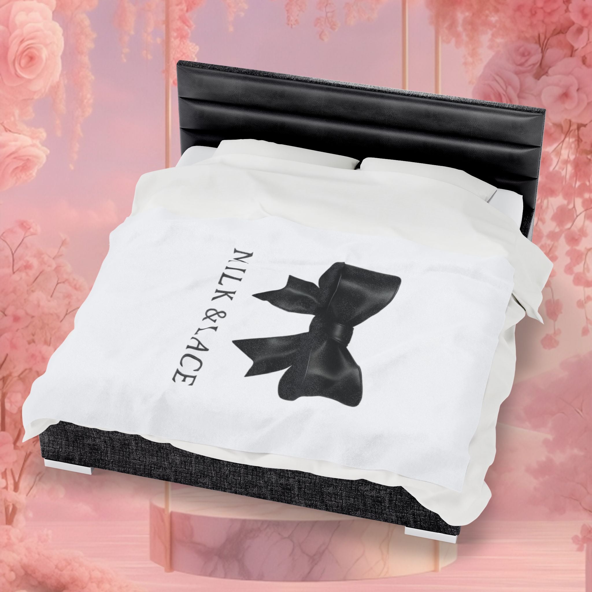 Velveteen Plush Blanket — Luxury Soft Feminine Throw