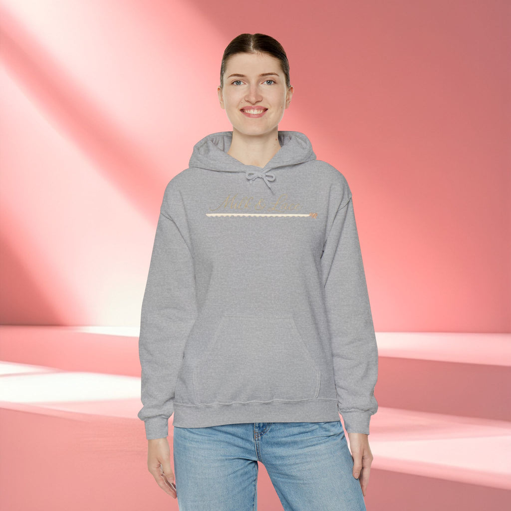 Minimal Elegant Hoodie — Casual Everyday Pullover